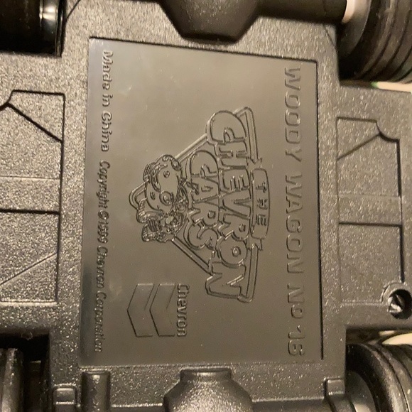 FIVE Chevron Techron Cars - Picture 6 of 14